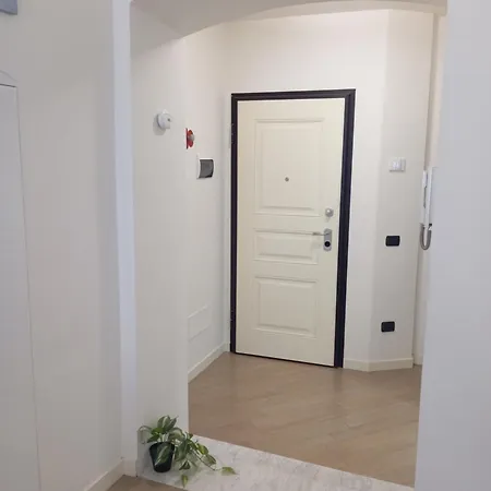 Miramare4 Apartament *